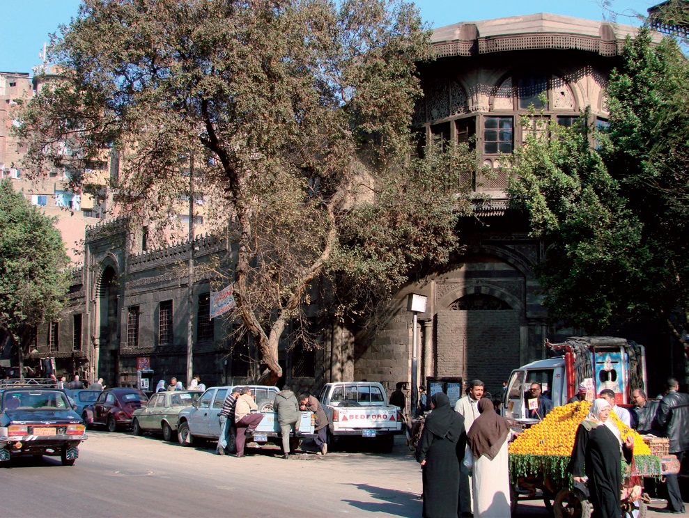 Sultan I. Mahmud medresesi ve kütüphanesi - Kahire