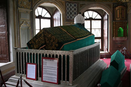 Sultan III. Selim'in sandukası