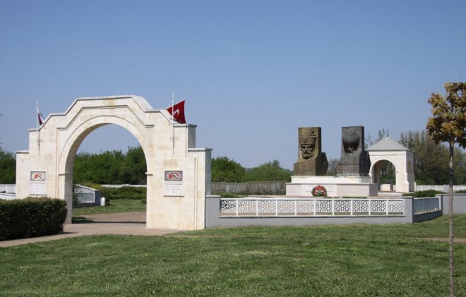 Zigetvar'da Kanuni Sultan Süleyman'nın muvakkat kabri