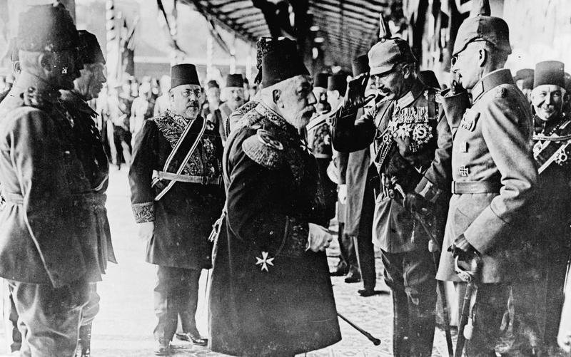 Sultan Mehmed V greets German Kaiser Wilhelm II on his arrival in Istanbul.