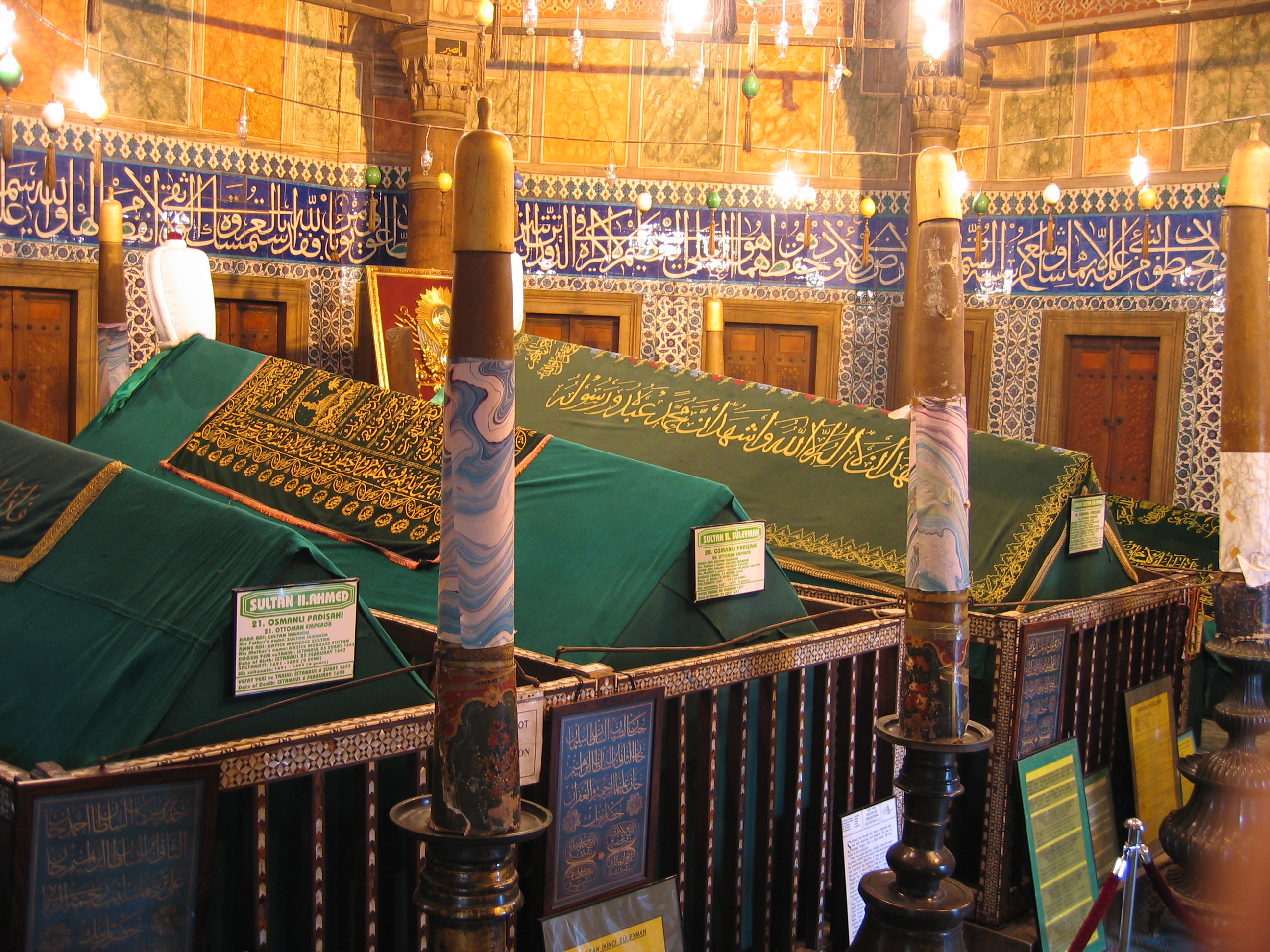 Sultan II. Ahmed'in sandukası
